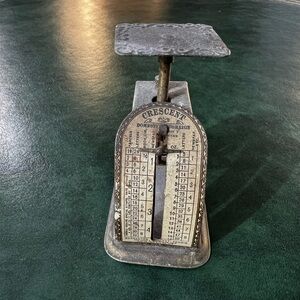Antique Vintage Pelouze Crescent Postal Scale